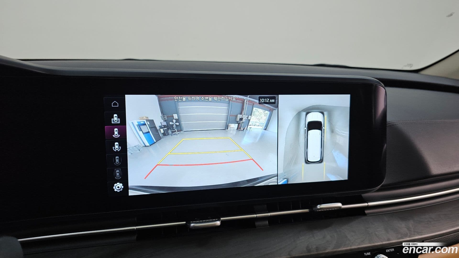 Main__Slider__Photo:Canival Kia 2023.0-14