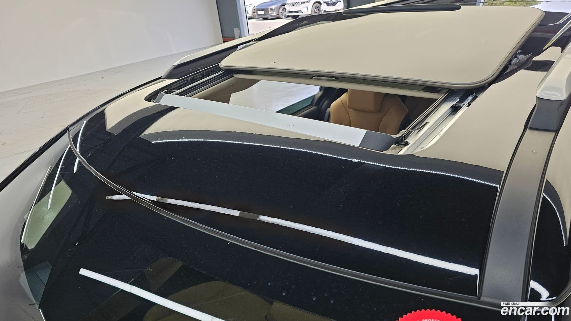 Main__Slider__Photo:Canival Kia 2023.0-18