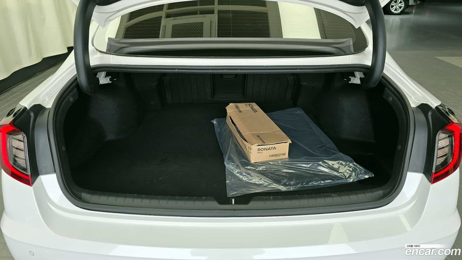 Sonata Hyundai 2022.7-OPTION-024