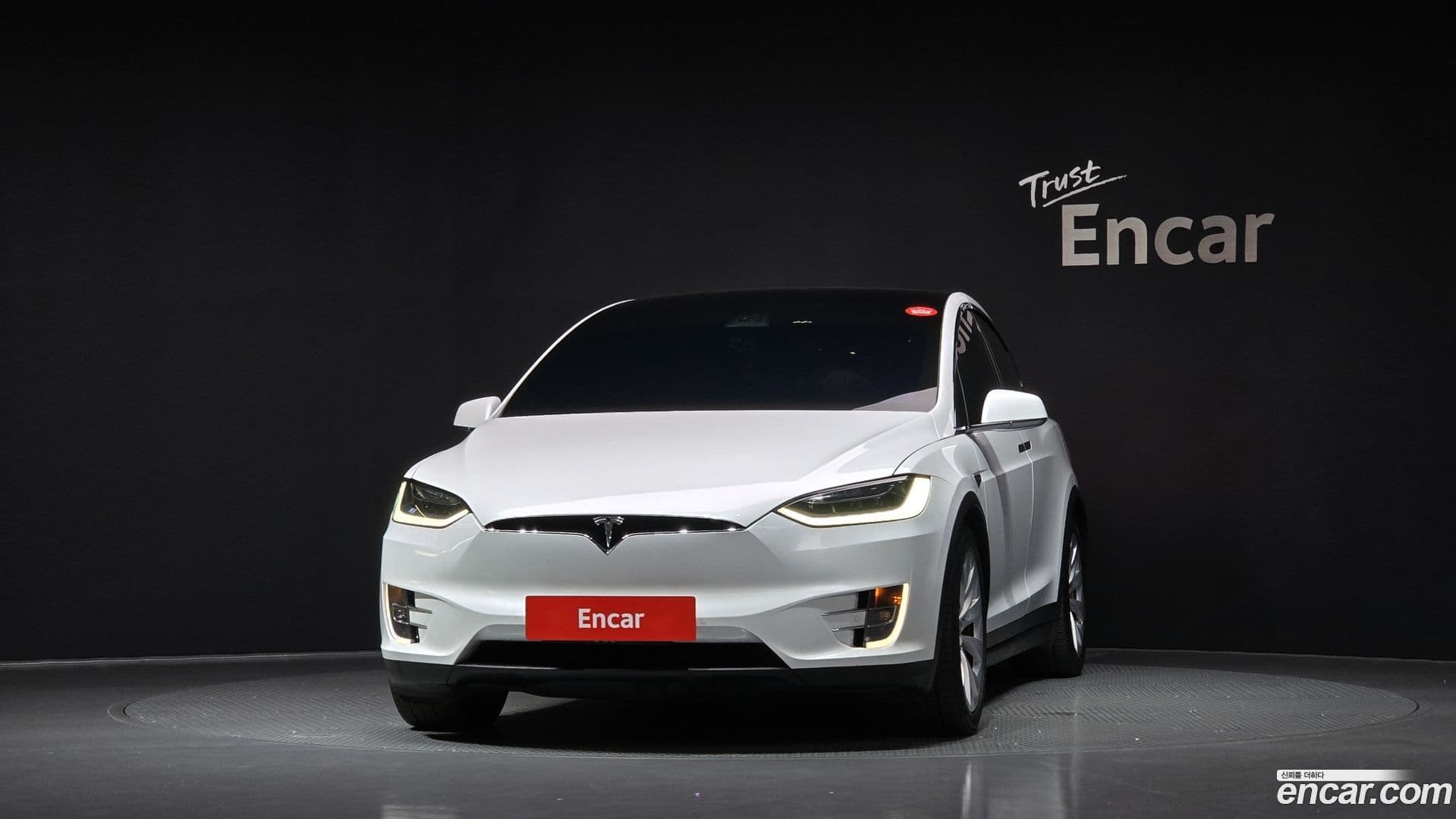 Main__Slider__Photo:Model X Tesla 2018.11-2