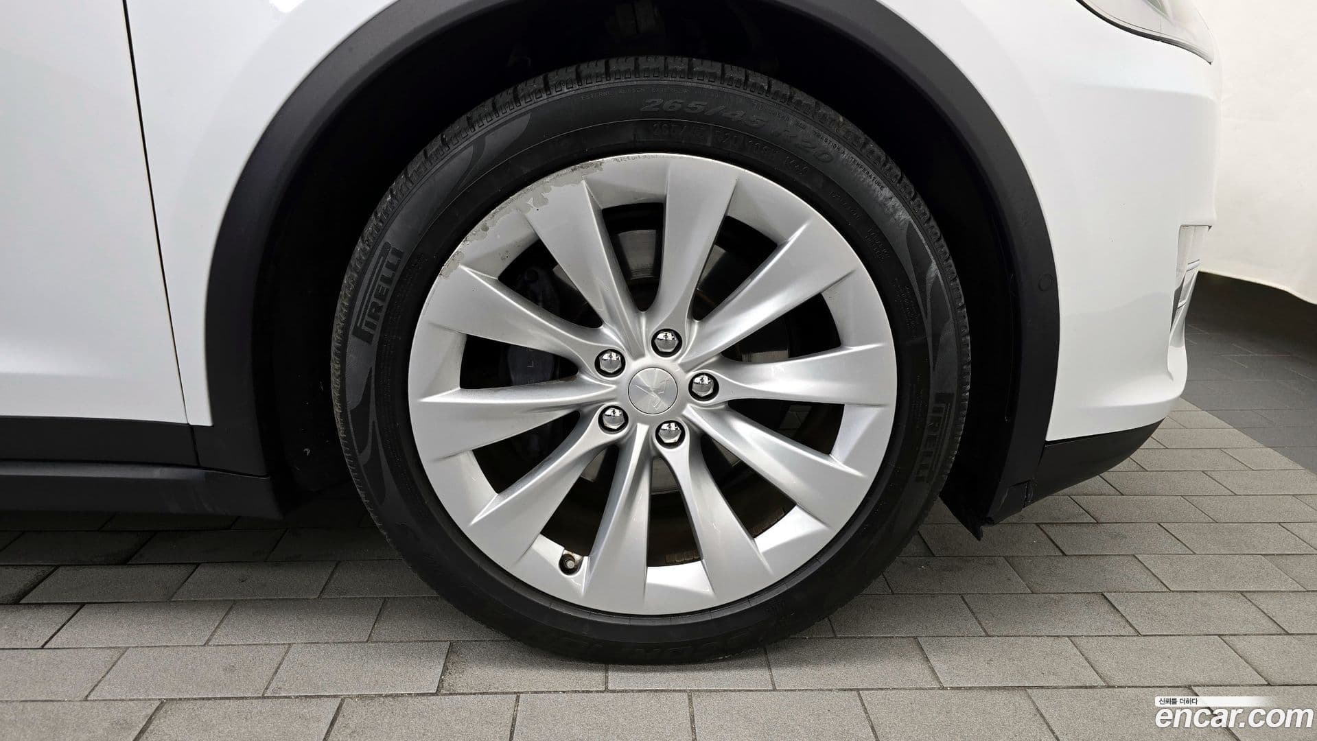 Main__Slider__Photo:Model X Tesla 2018.11-4