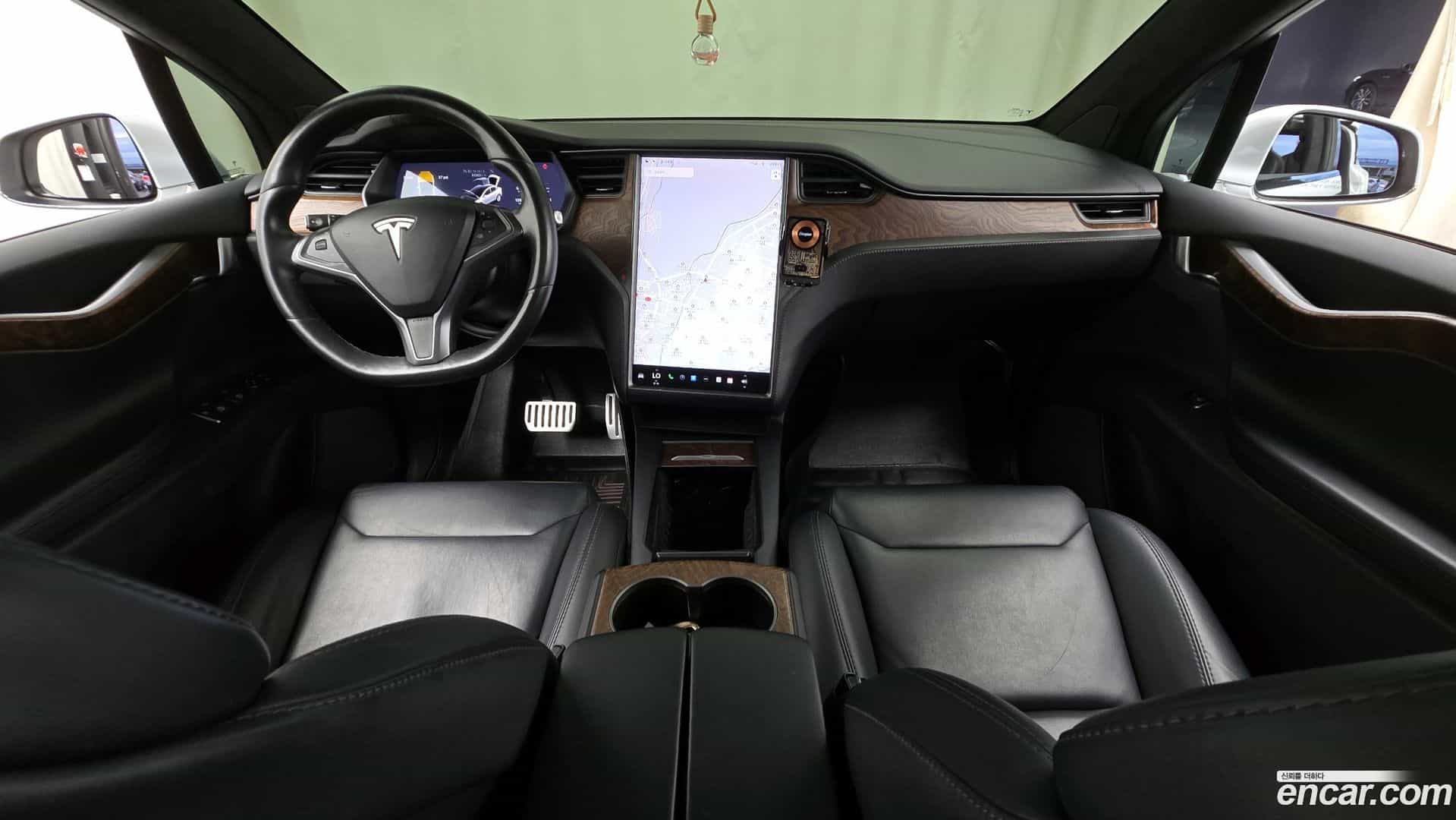 Model X Tesla 2018.11-INNER-007