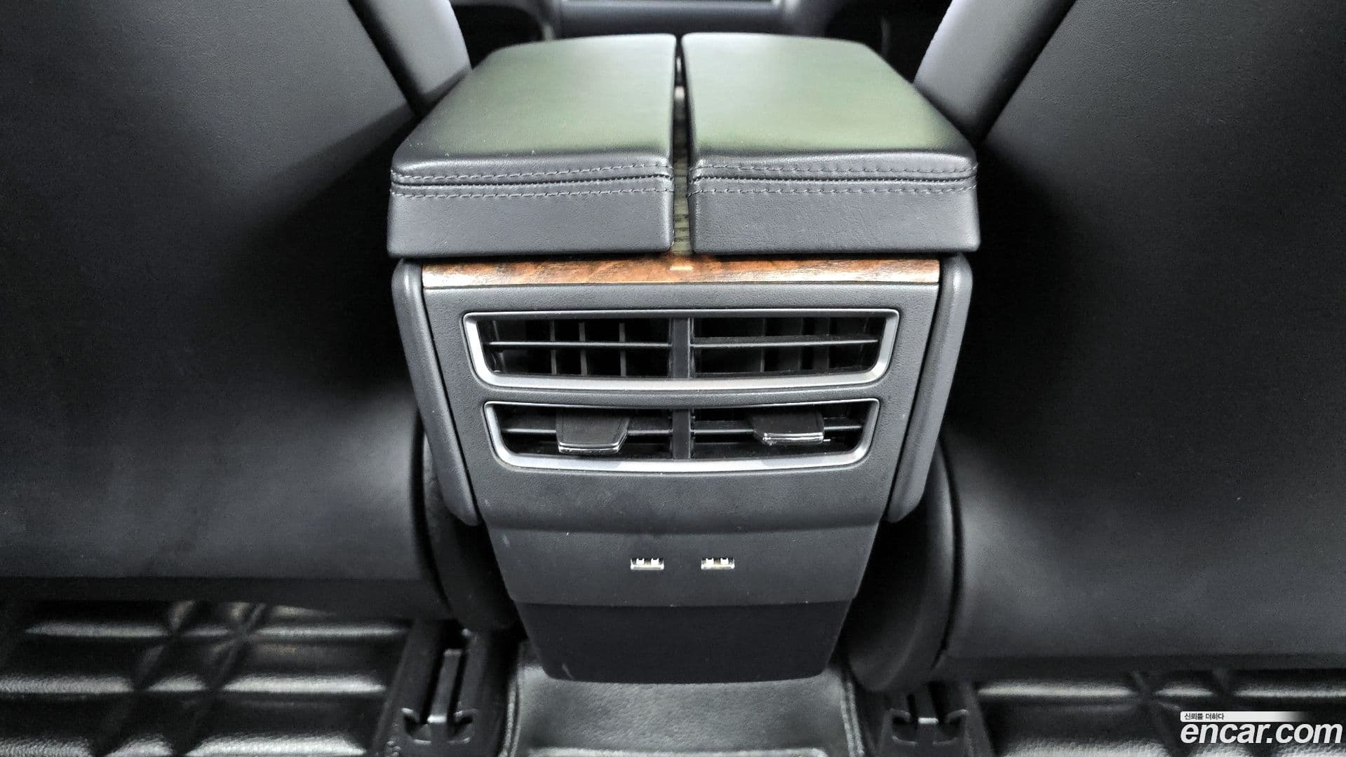 Main__Slider__Photo:Model X Tesla 2018.11-18