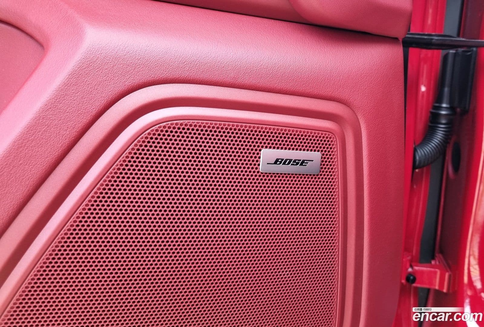 Main__Slider__Photo:Macan Porsche 2023.3-17