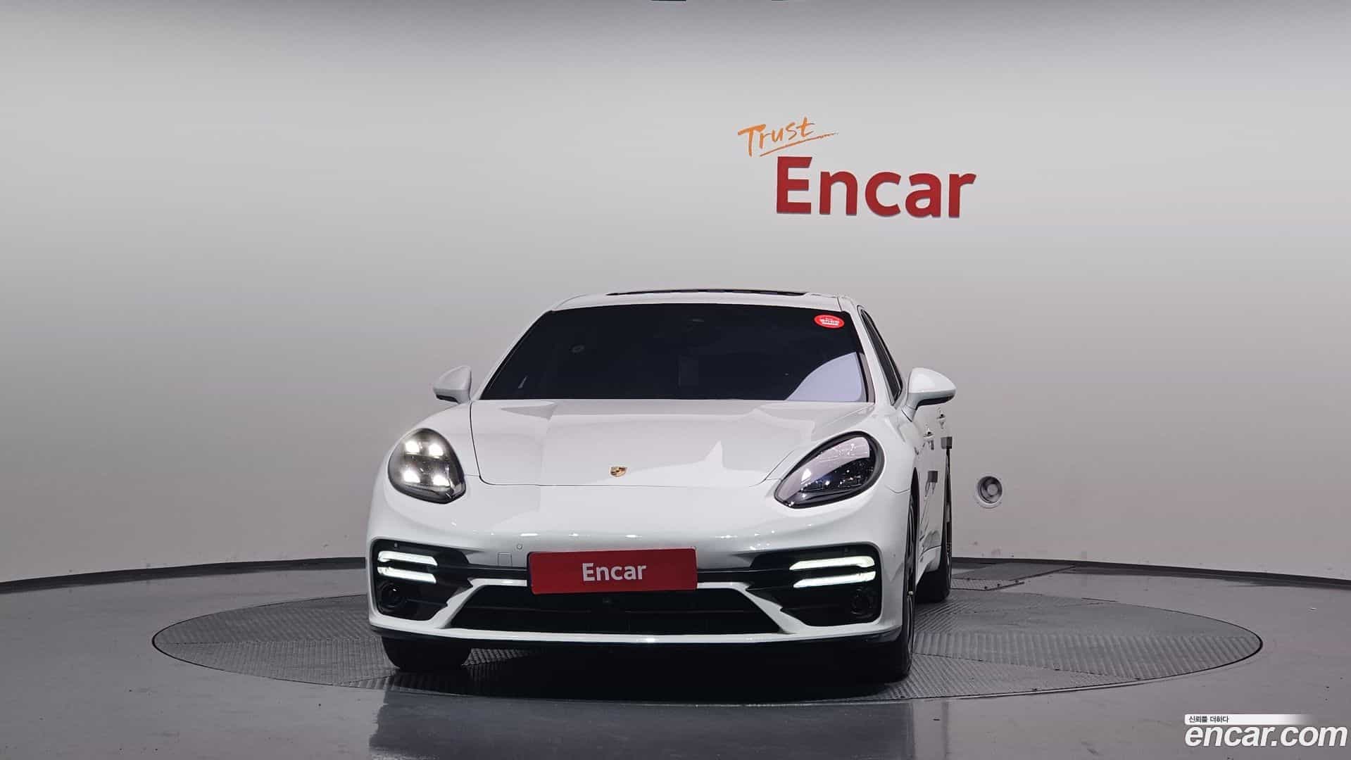 Panamera Porsche 2015.11-OUTER-003