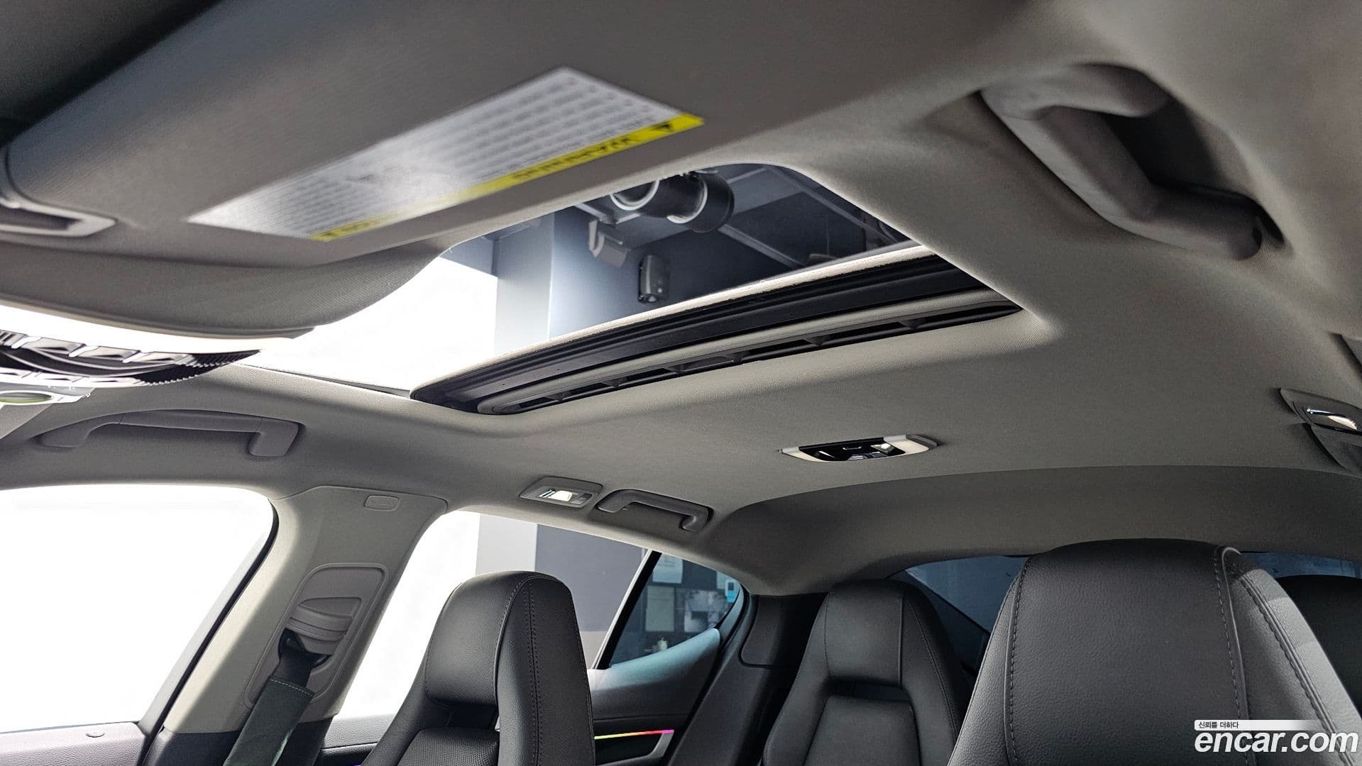 Main__Slider__Photo:Panamera Porsche 2015.11-15