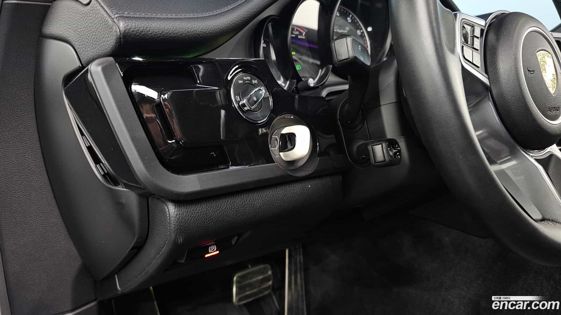 Panamera Porsche 2015.11-OPTION-022