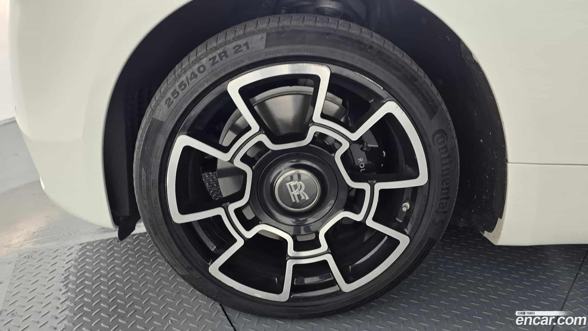 Wraith Rolls-Royce 2016.11-OUTER-005