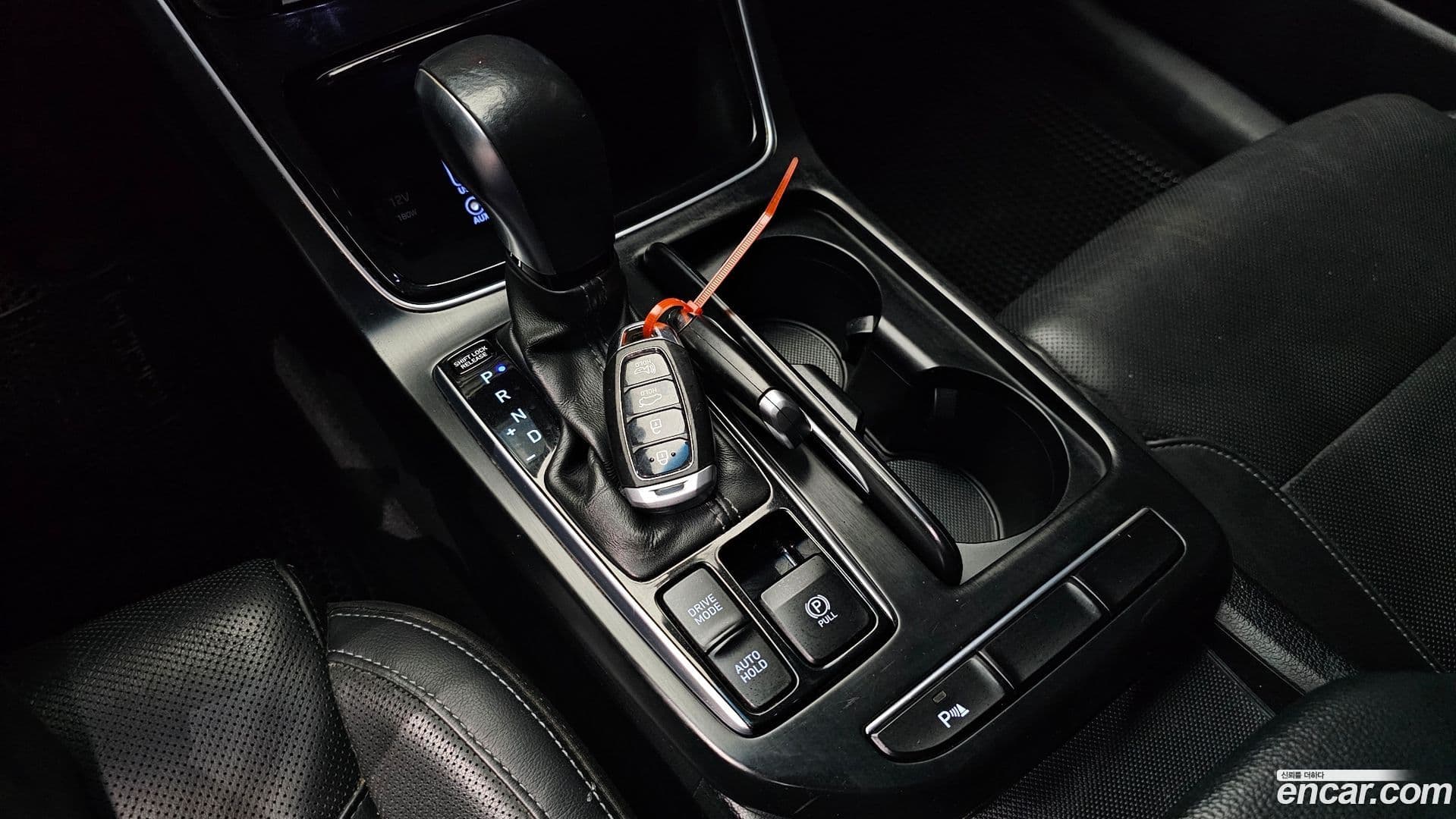 Main__Slider__Photo:Grandeur Hyundai 2016.11-8