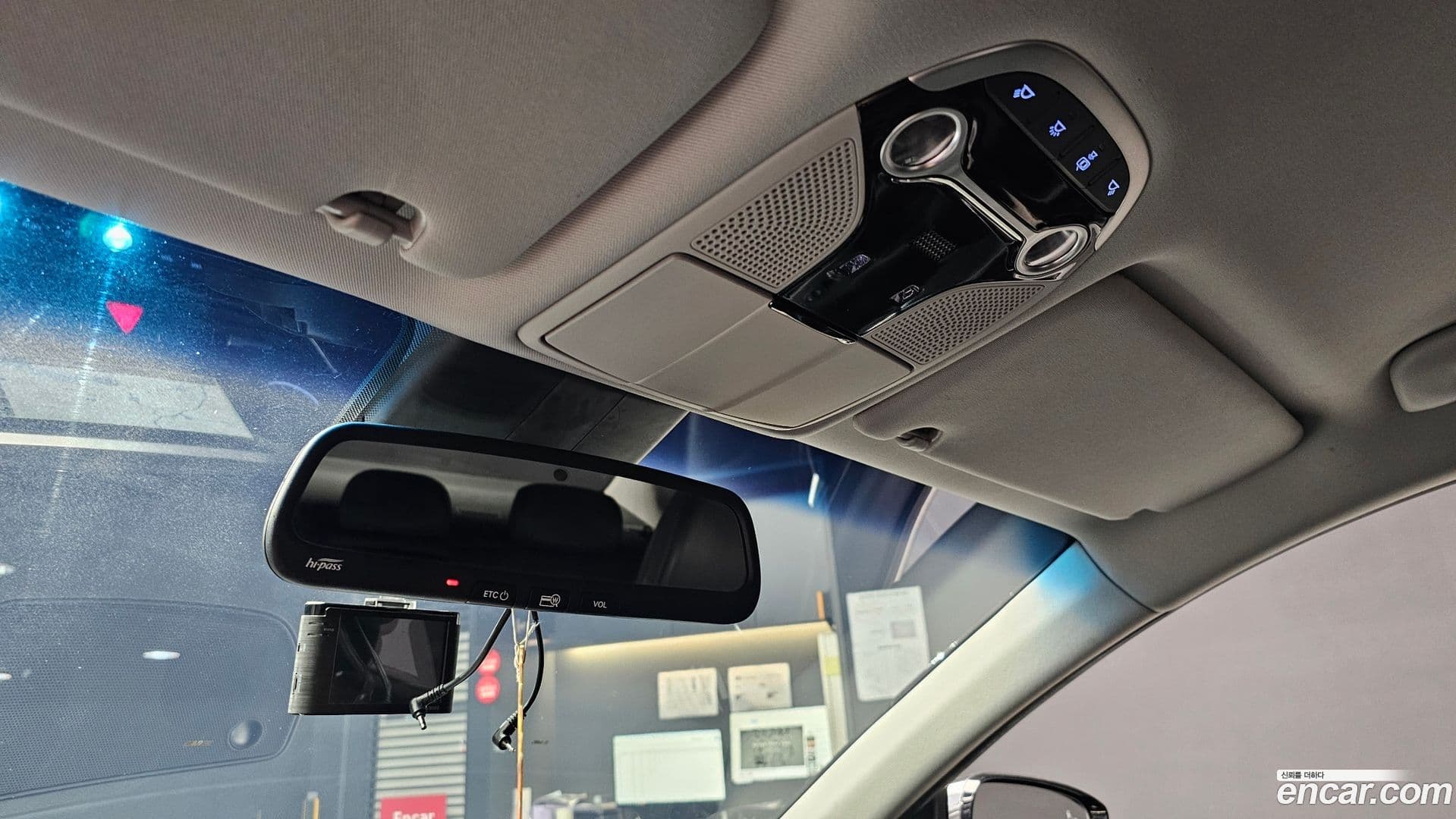 Main__Slider__Photo:Grandeur Hyundai 2016.11-17