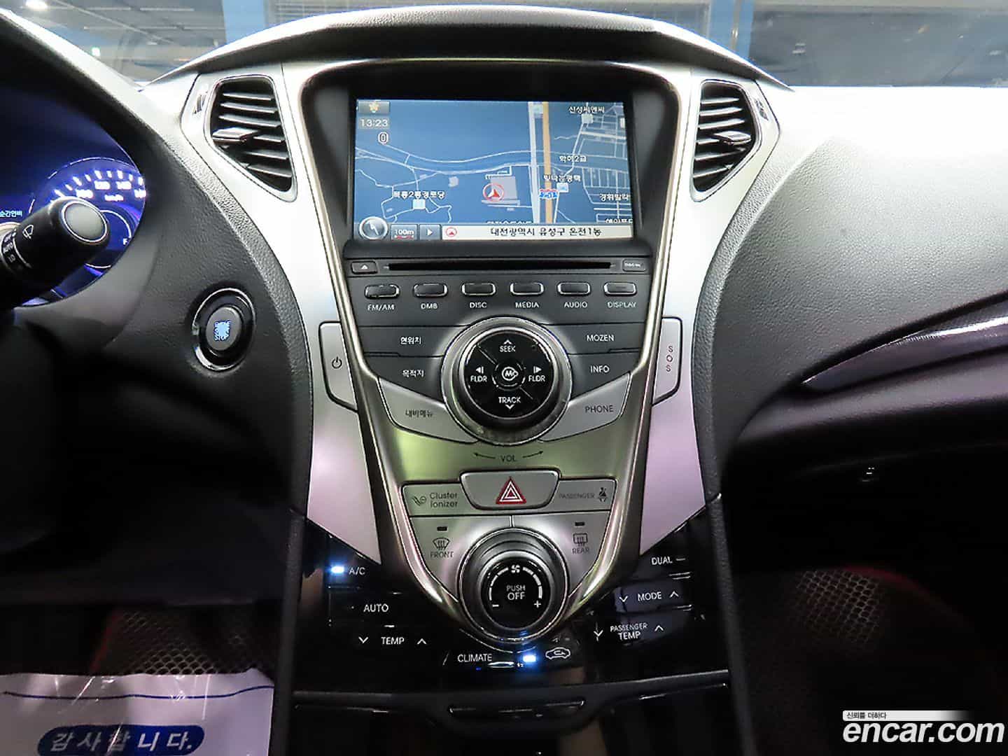 Grandeur Hyundai 2012.4-OPTION-017