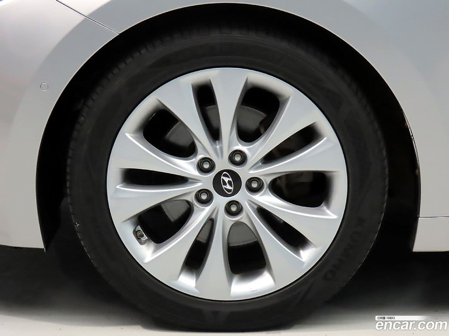 Main__Slider__Photo:Grandeur Hyundai 2012.4-19