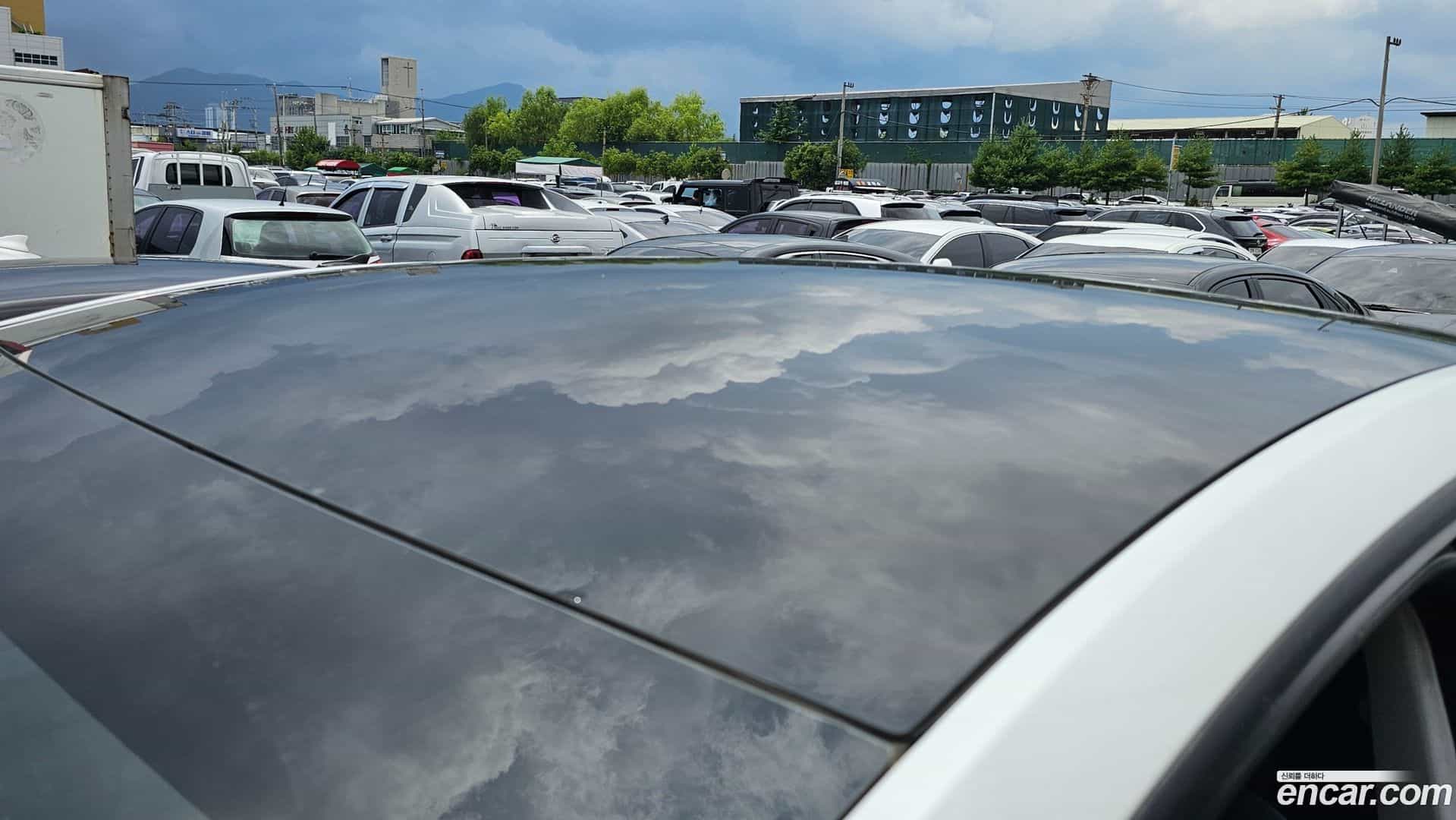 Model Y Tesla 2021.5-OUTER-002