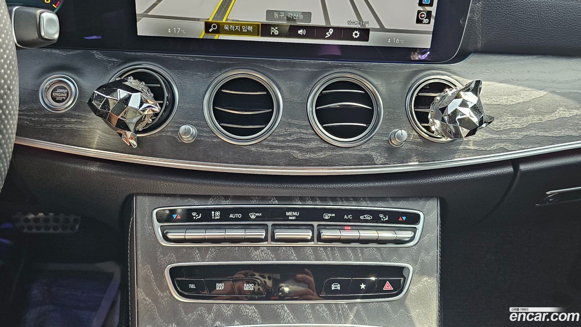 Main__Slider__Photo:E-Class Mercedes-Benz 2021.3-10