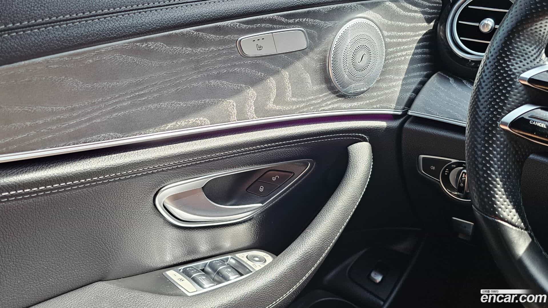 E-Class Mercedes-Benz 2021.3-OPTION-019