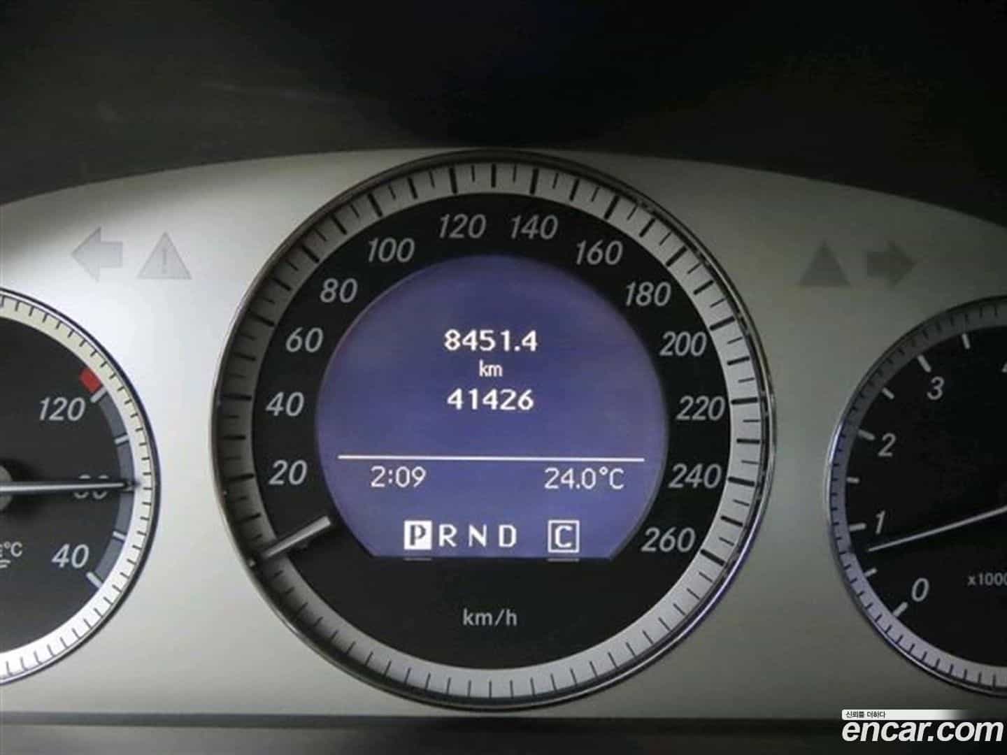 C-Class Mercedes-Benz 2008.11-INNER-007