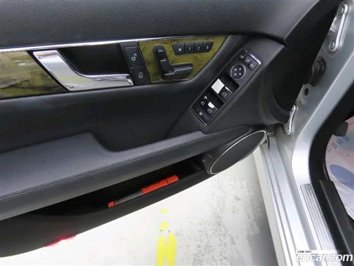 C-Class Mercedes-Benz 2008.11-INNER-010