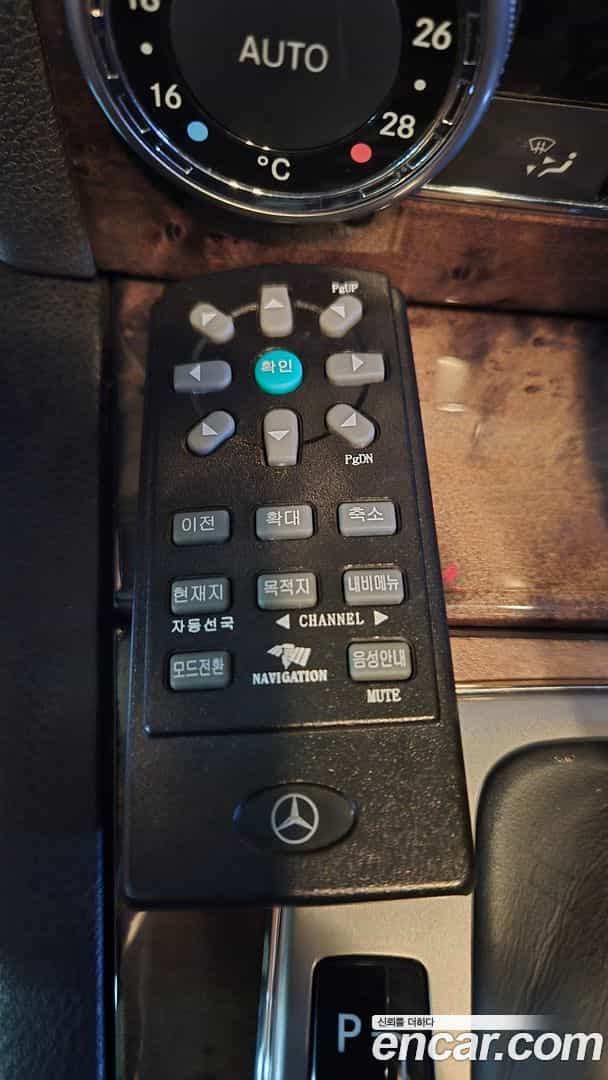 C-Class Mercedes-Benz 2008.11-OPTION-024