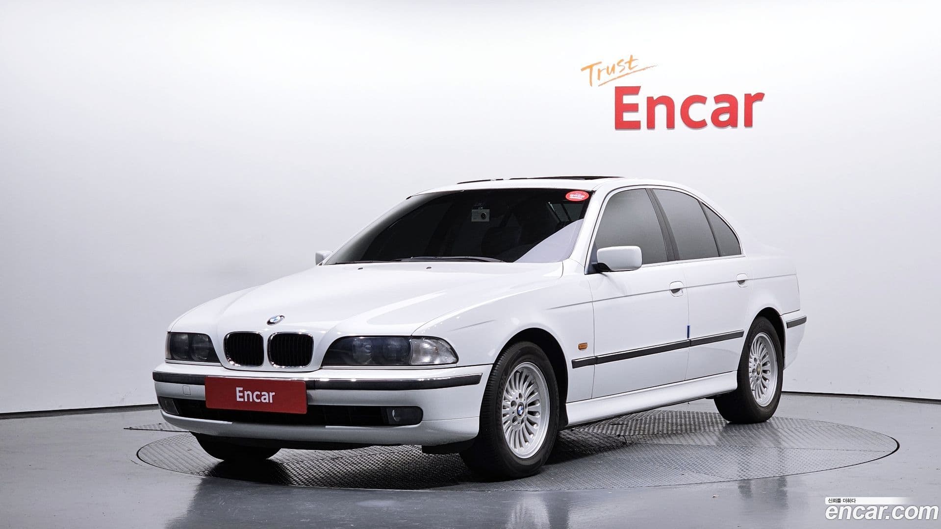 Main__Slider__Photo:5-Series BMW 1996.7-0