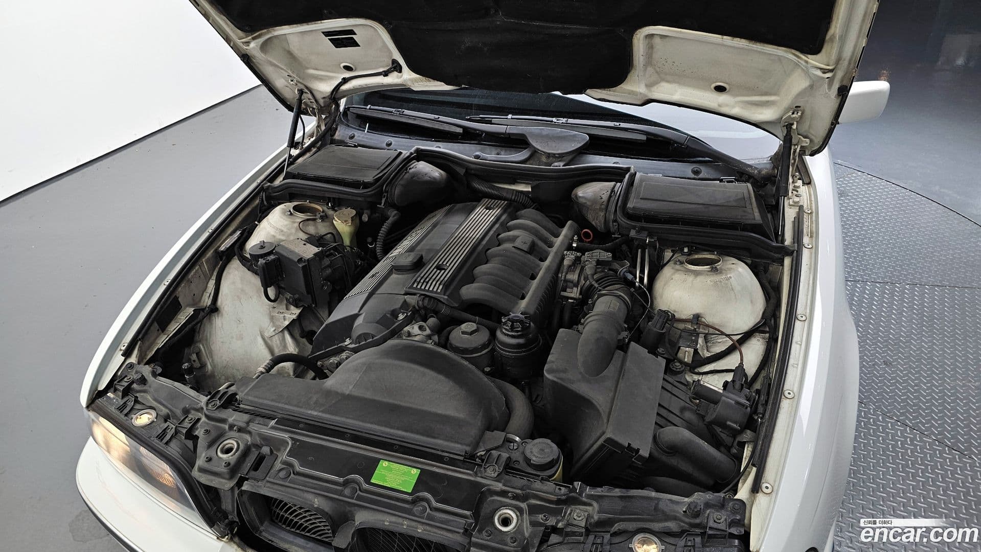 Main__Slider__Photo:5-Series BMW 1996.7-5