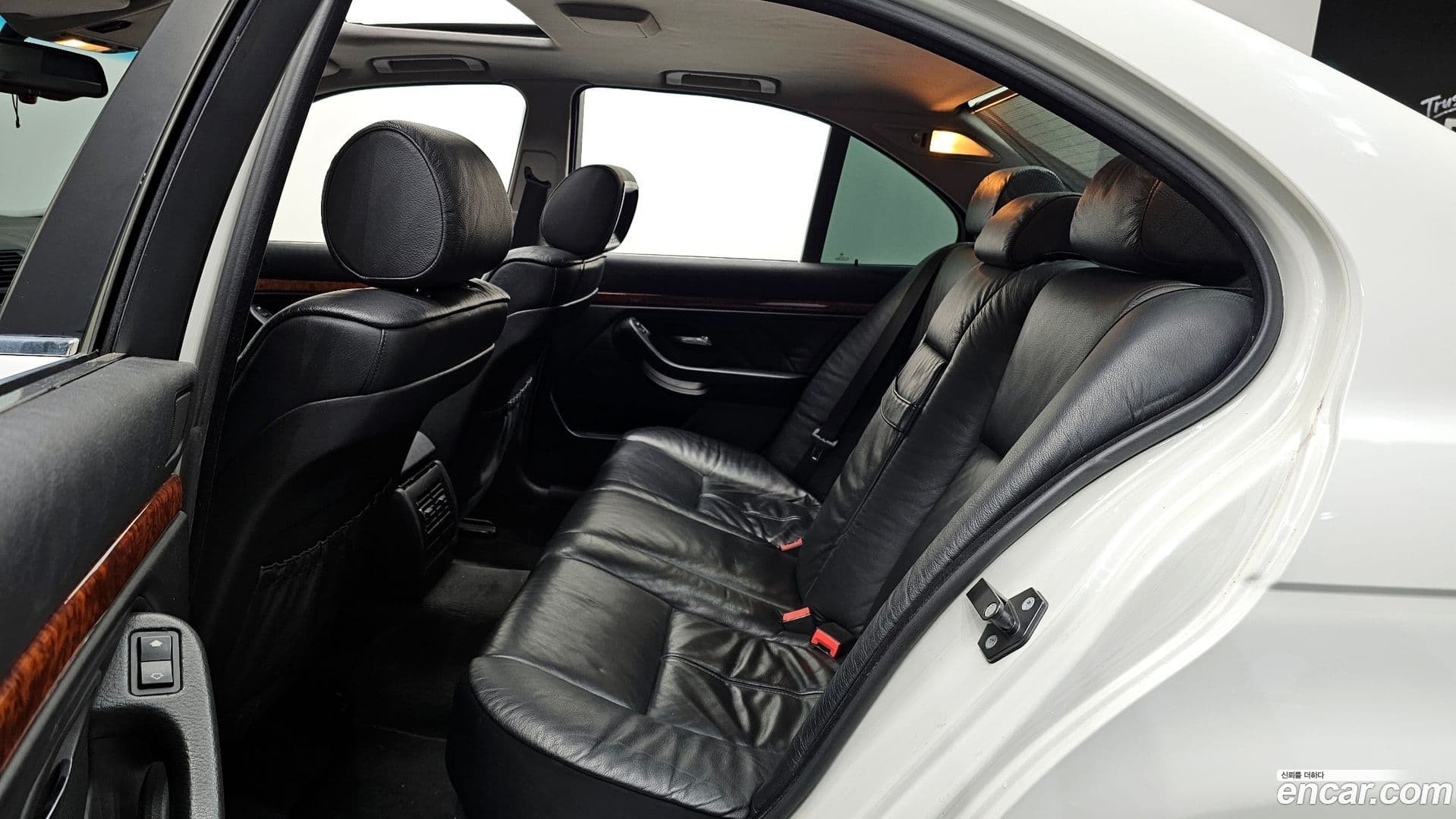 Main__Slider__Photo:5-Series BMW 1996.7-11