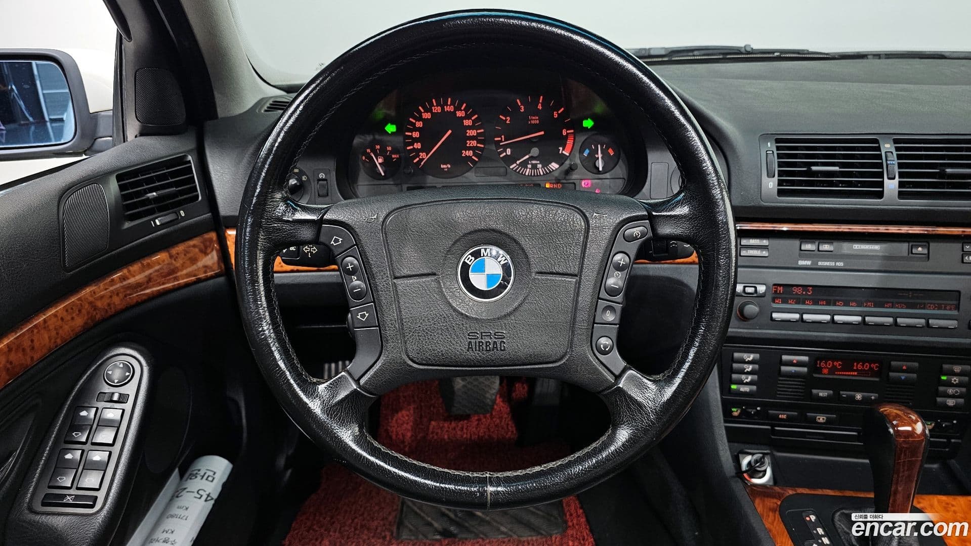 Main__Slider__Photo:5-Series BMW 1996.7-12