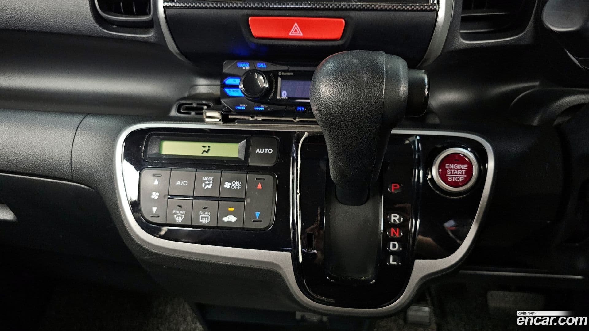 Main__Slider__Photo:N-BOX Honda 2015.7-8