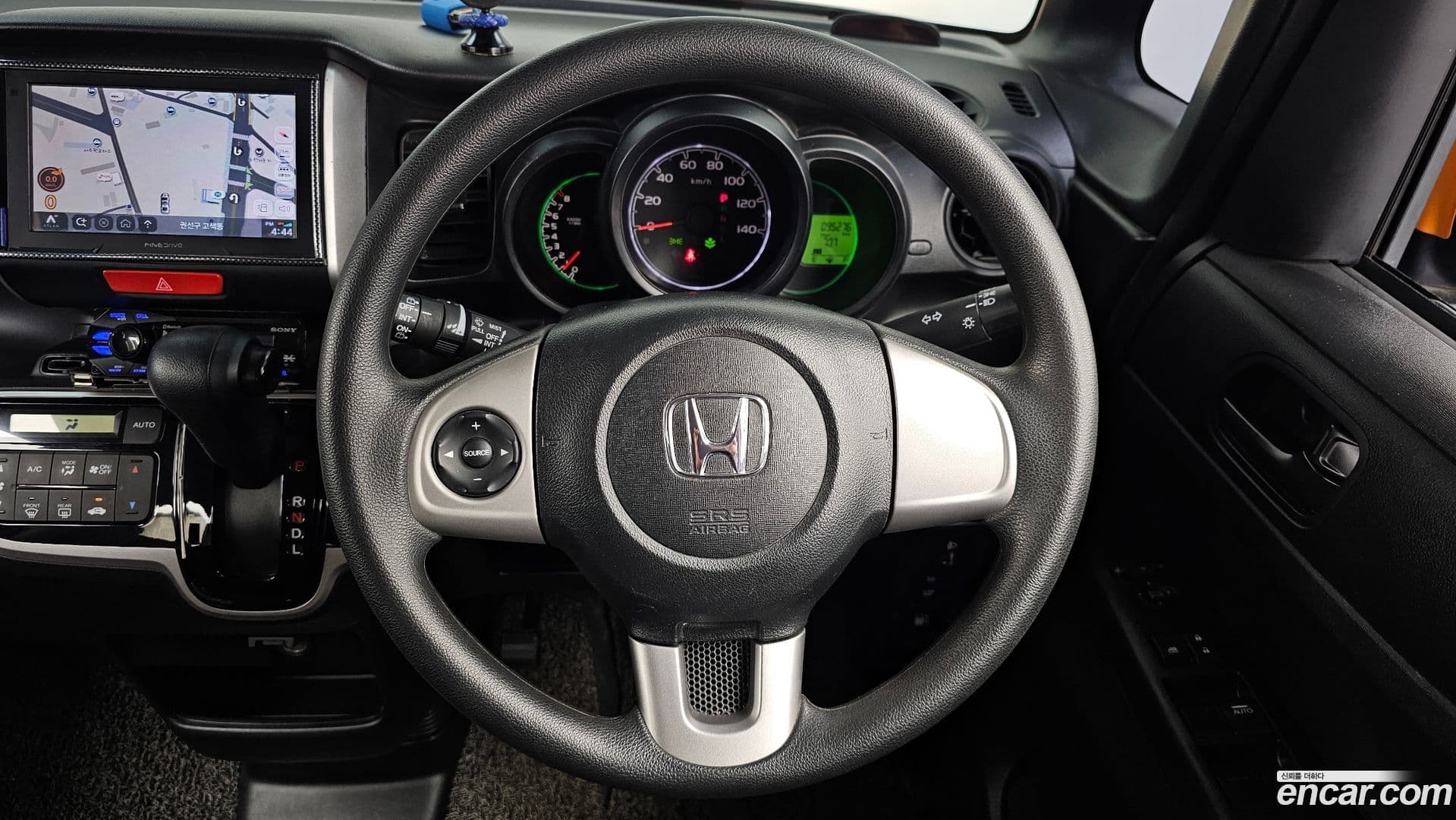 Main__Slider__Photo:N-BOX Honda 2015.7-12