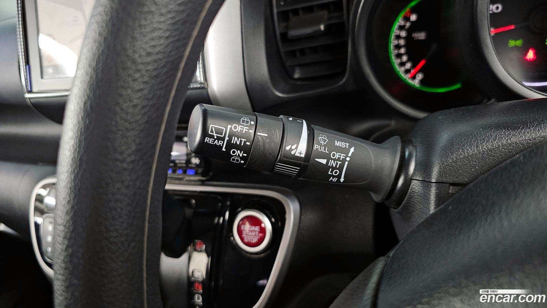 Main__Slider__Photo:N-BOX Honda 2015.7-14