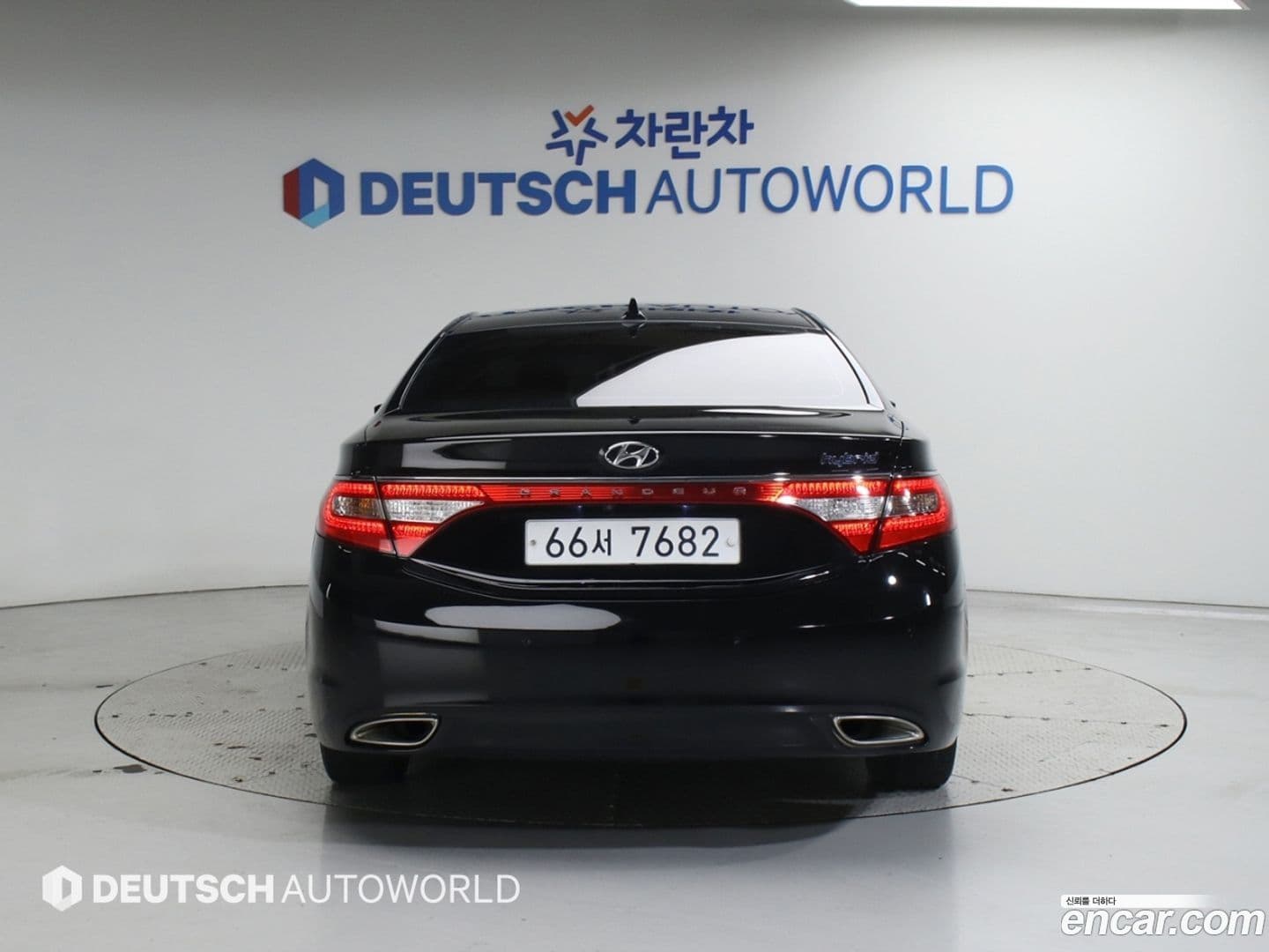 Main__Slider__Photo:Grandeur Hyundai 2014.10-3