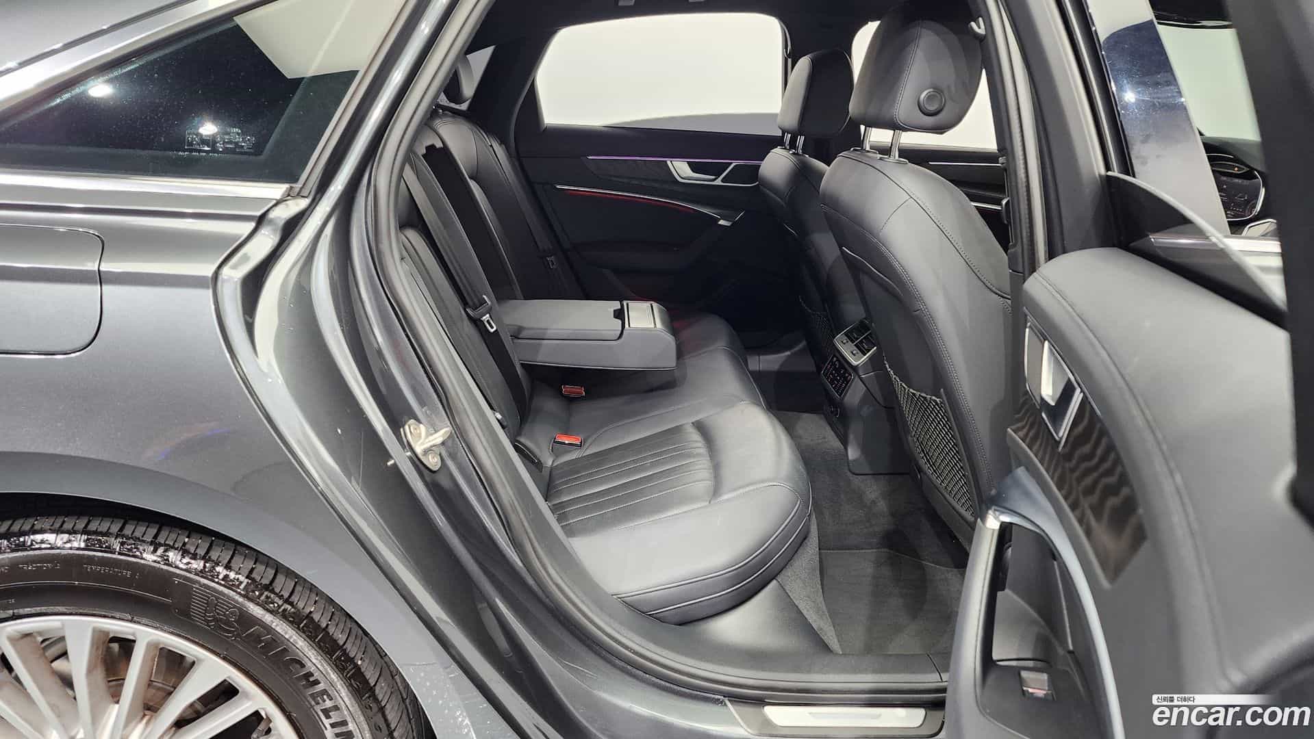 A6 Audi 2020.11-OPTION-016