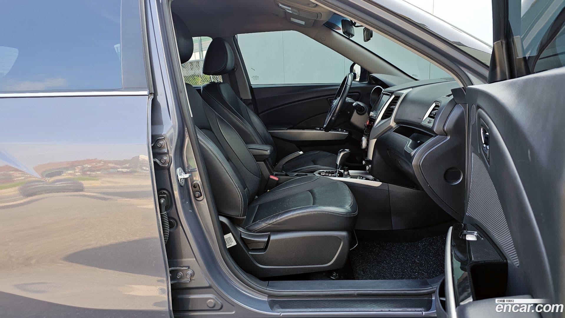 Main__Slider__Photo:TIBOLI KG_Mobility_Ssangyong 2015.6-9