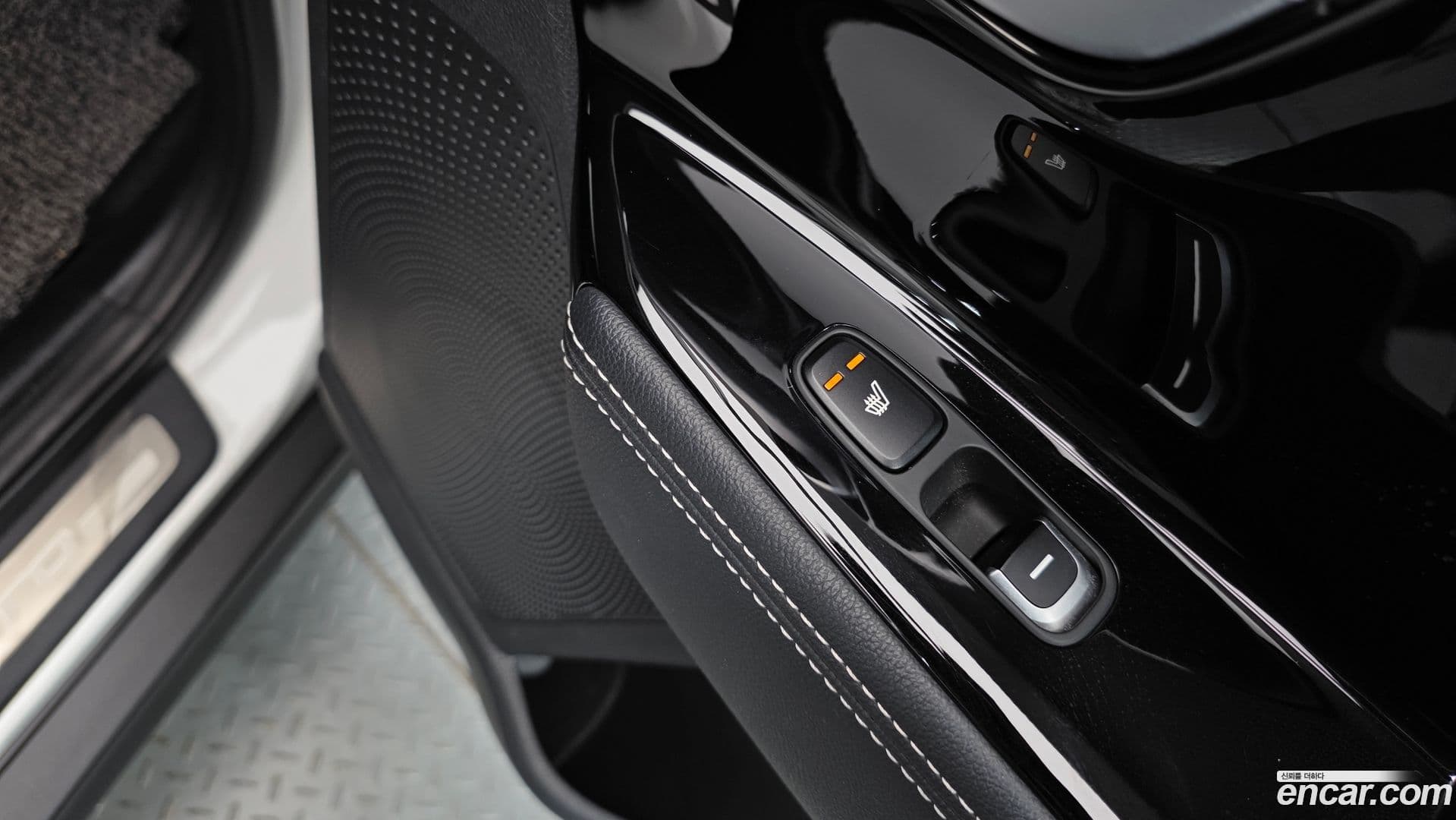 Main__Slider__Photo:Niro Kia 2021.9-17