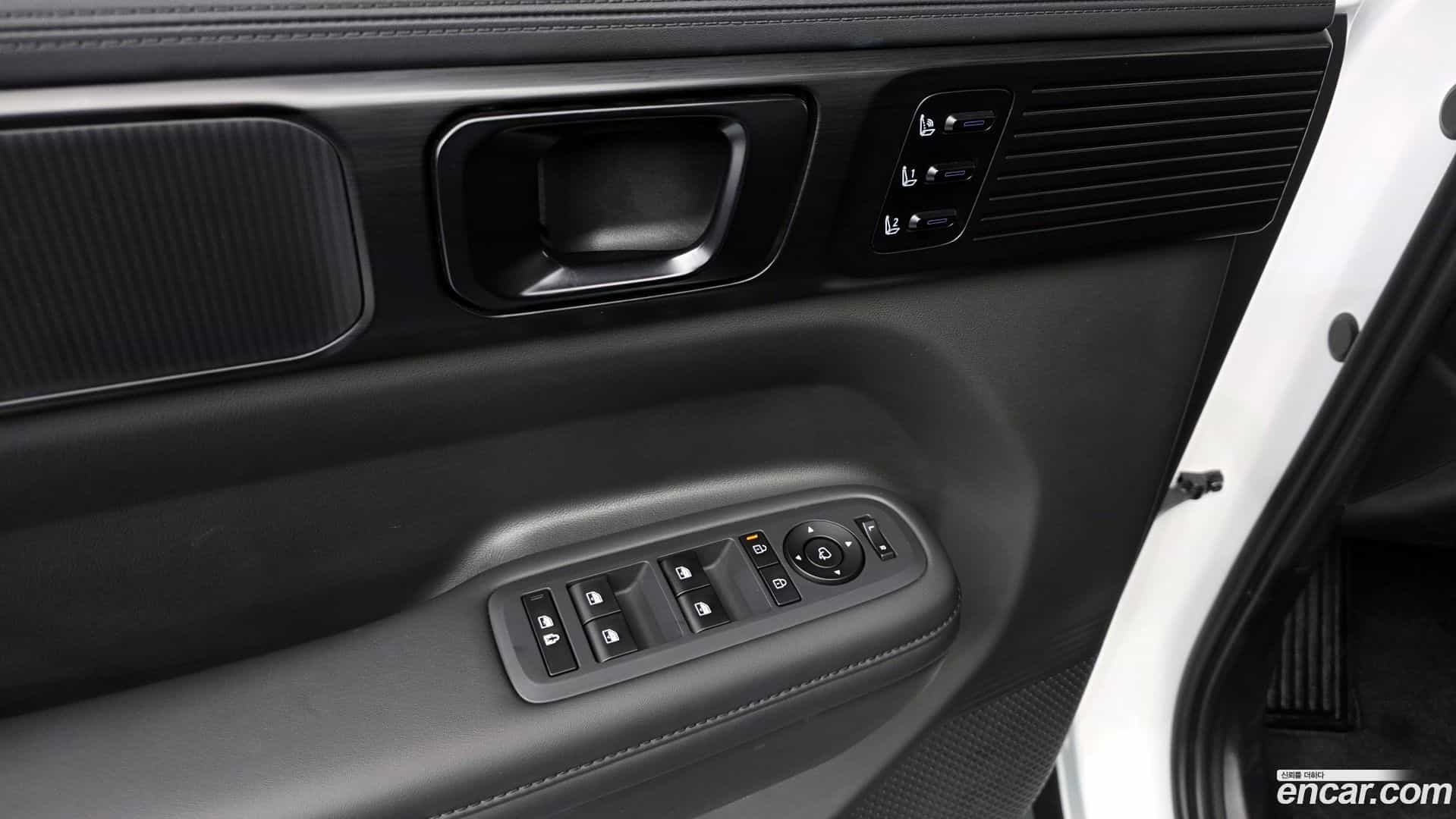 Santafe Hyundai 2023.9-OPTION-015