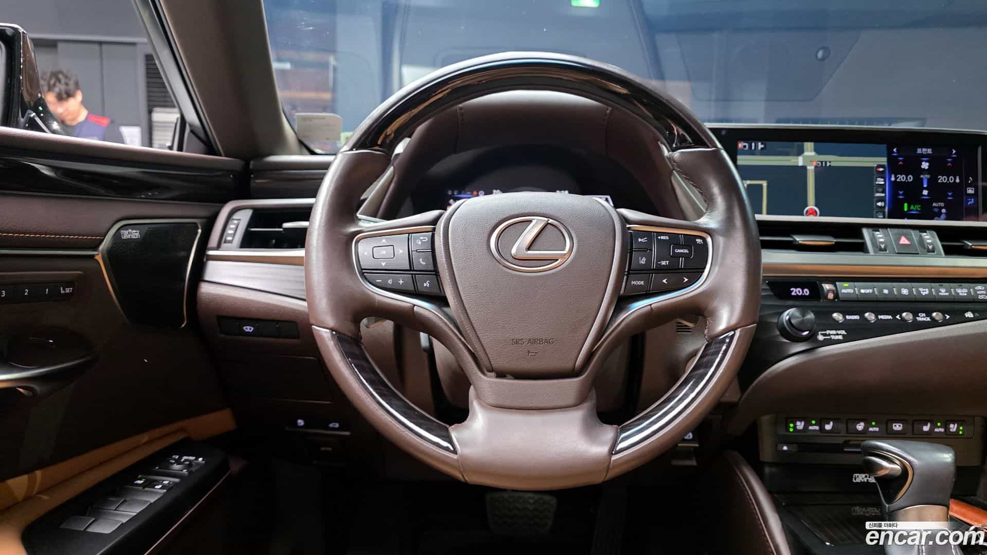 ES Lexus 2019.0-OPTION-017