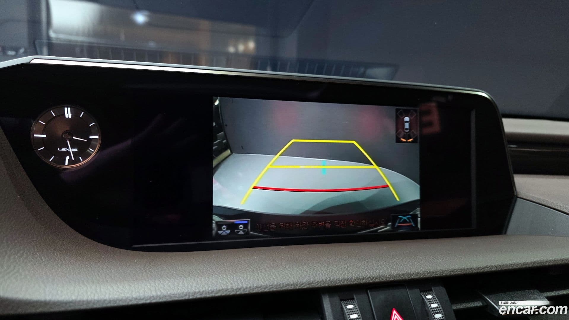 Main__Slider__Photo:ES Lexus 2019.0-14