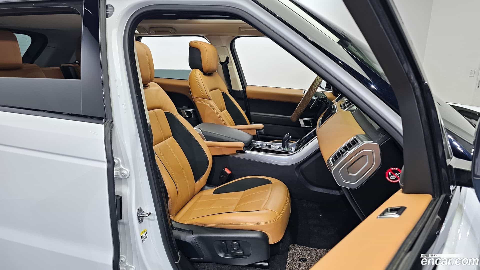 Range Rover Sport Land Rover 2021.4-OPTION-016