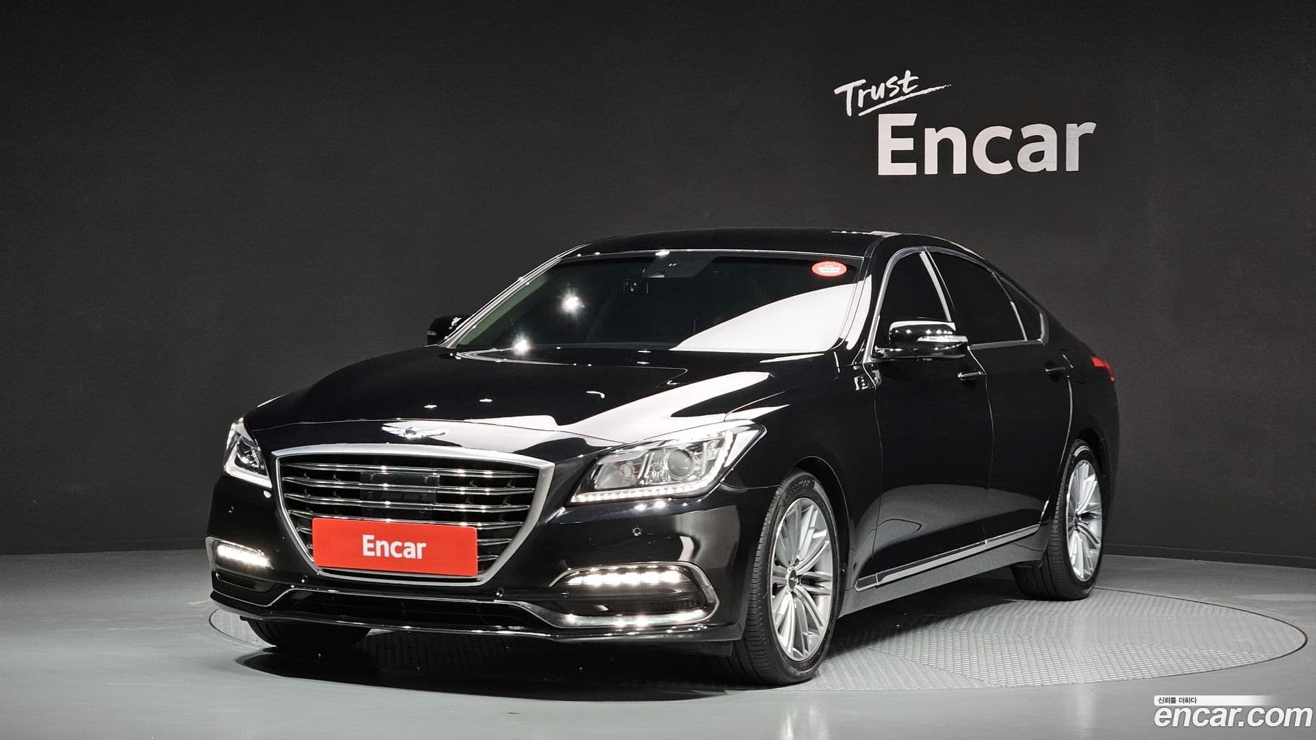 Main__Slider__Photo:G80 Genesis 2019.5-0