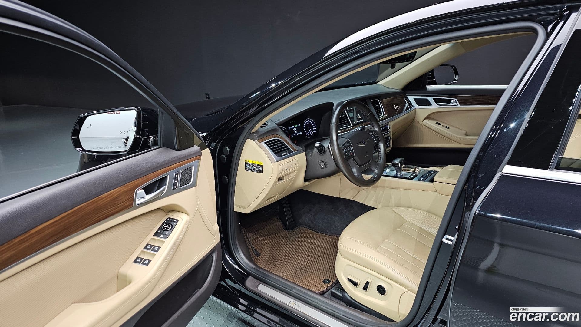 Main__Slider__Photo:G80 Genesis 2019.5-10