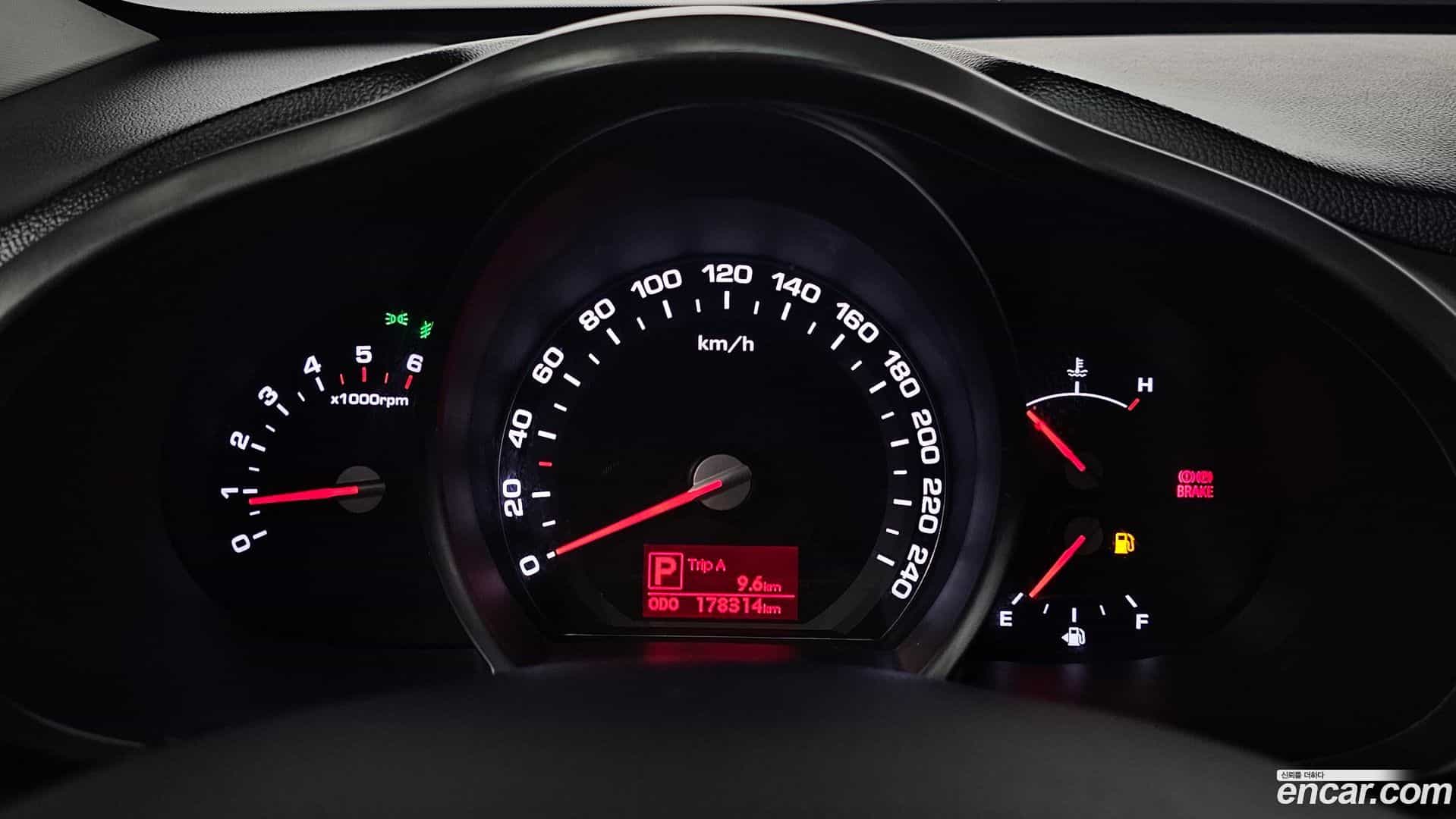 Sportage Kia 2010.6-INNER-008