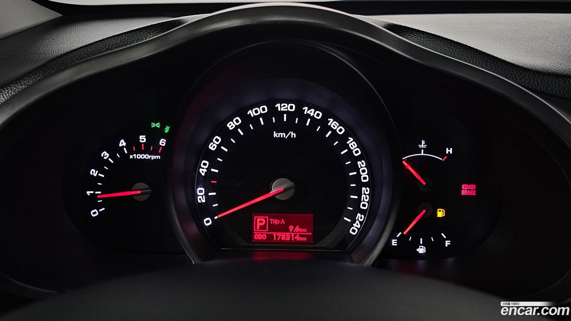 Main__Slider__Photo:Sportage Kia 2010.6-7