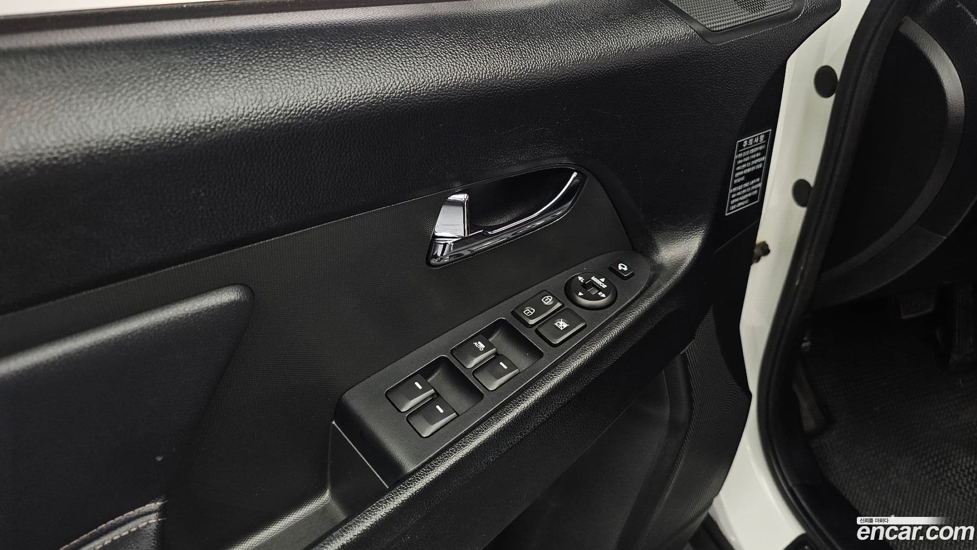 Main__Slider__Photo:Sportage Kia 2010.6-12