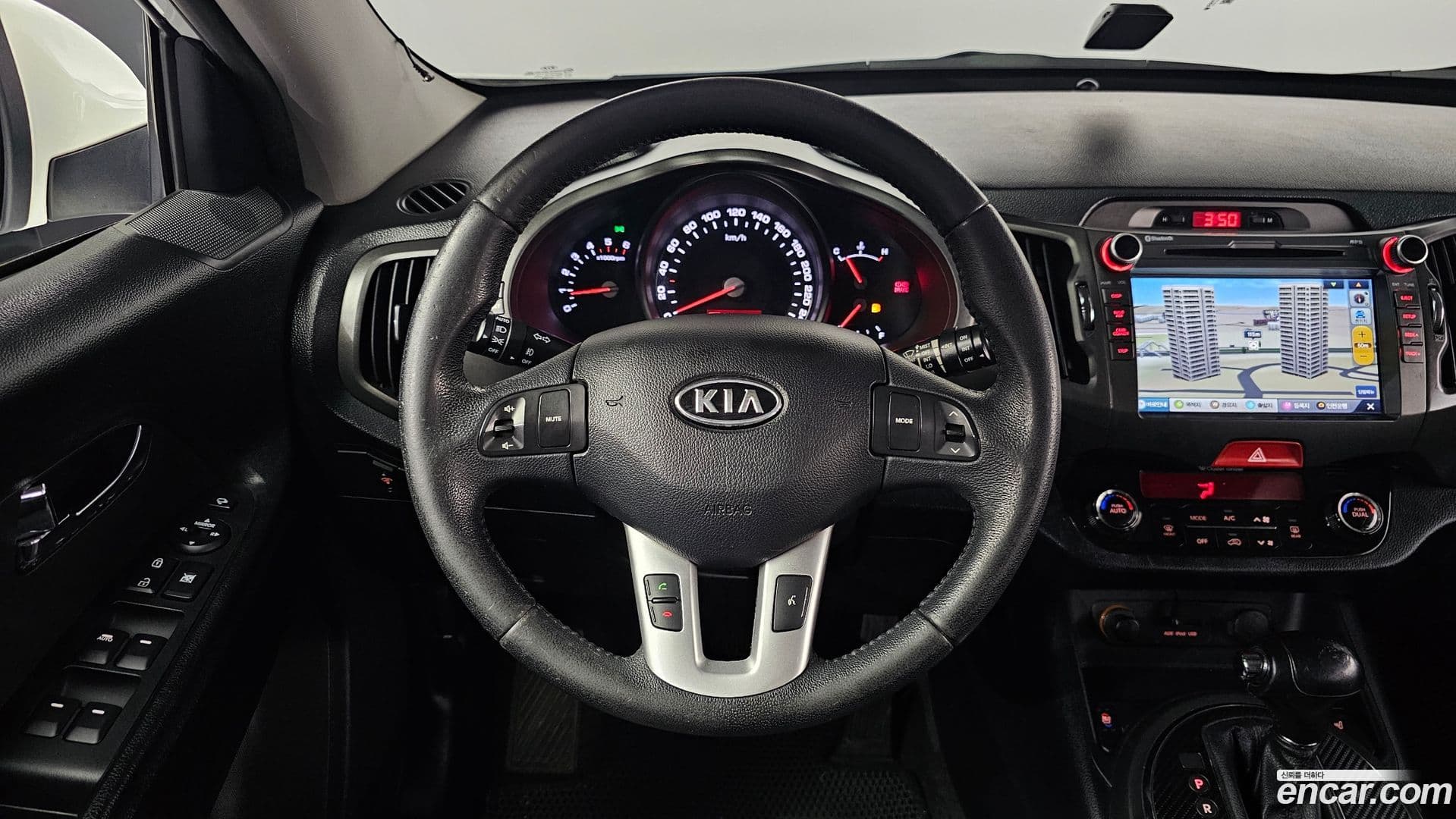 Main__Slider__Photo:Sportage Kia 2010.6-14