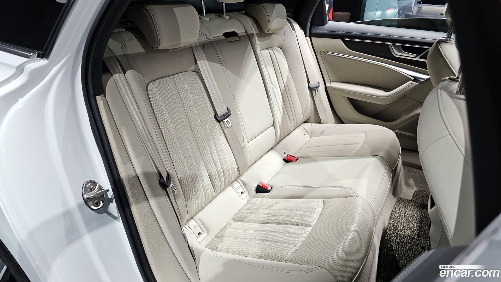 Main__Slider__Photo:A6 Audi 2023.11-11