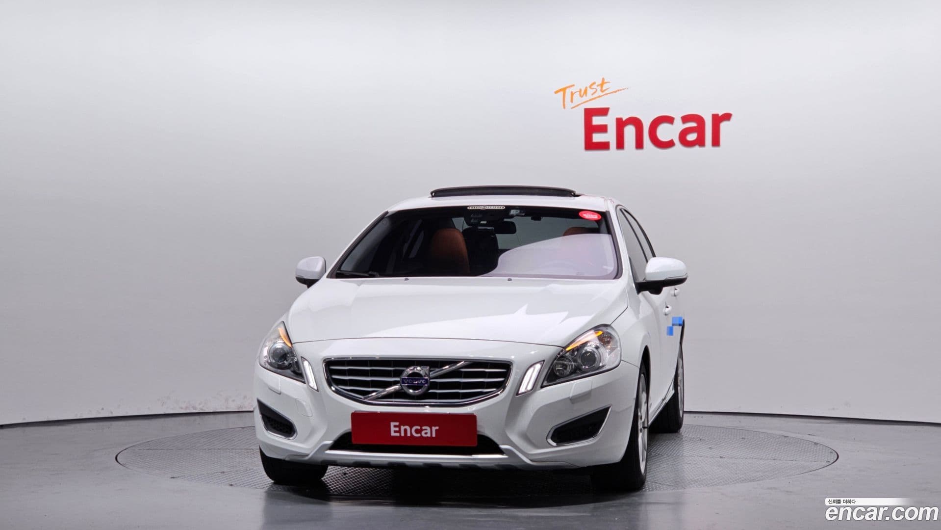 Main__Slider__Photo:S60 Volvo 2013.4-2