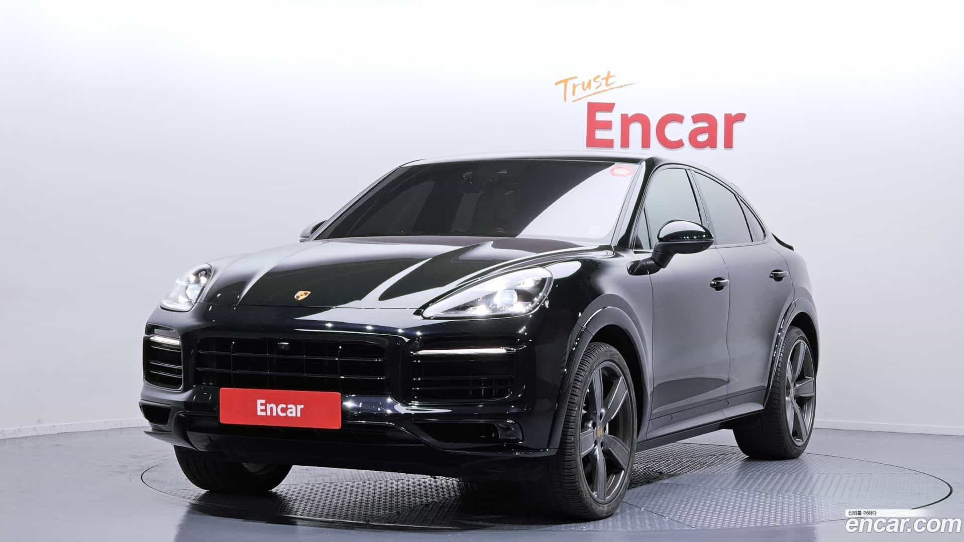 Cayenne Porsche 2021.0-OUTER-001