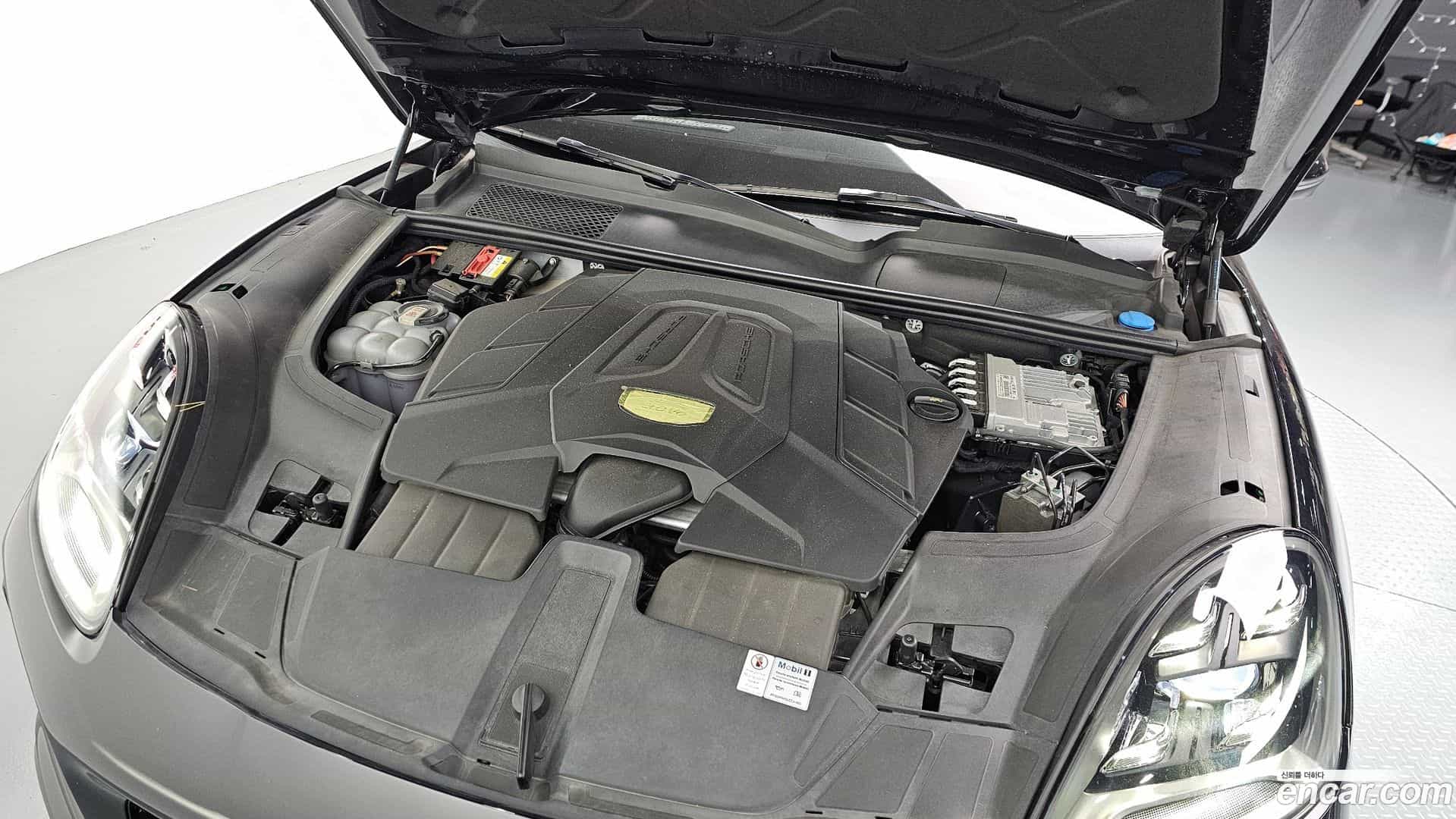 Cayenne Porsche 2021.0-INNER-006