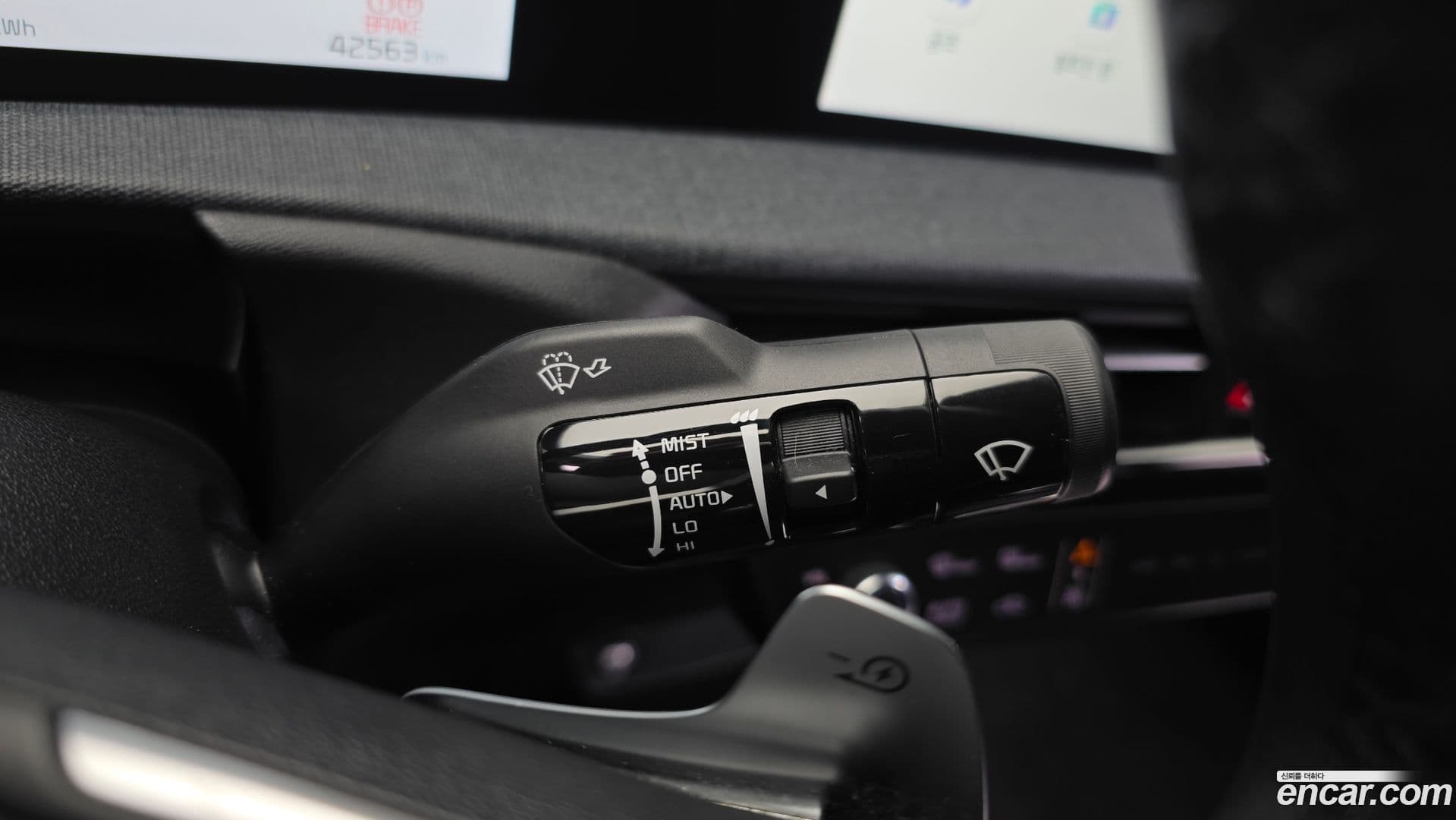 Main__Slider__Photo:EV6 Kia 2022.6-17