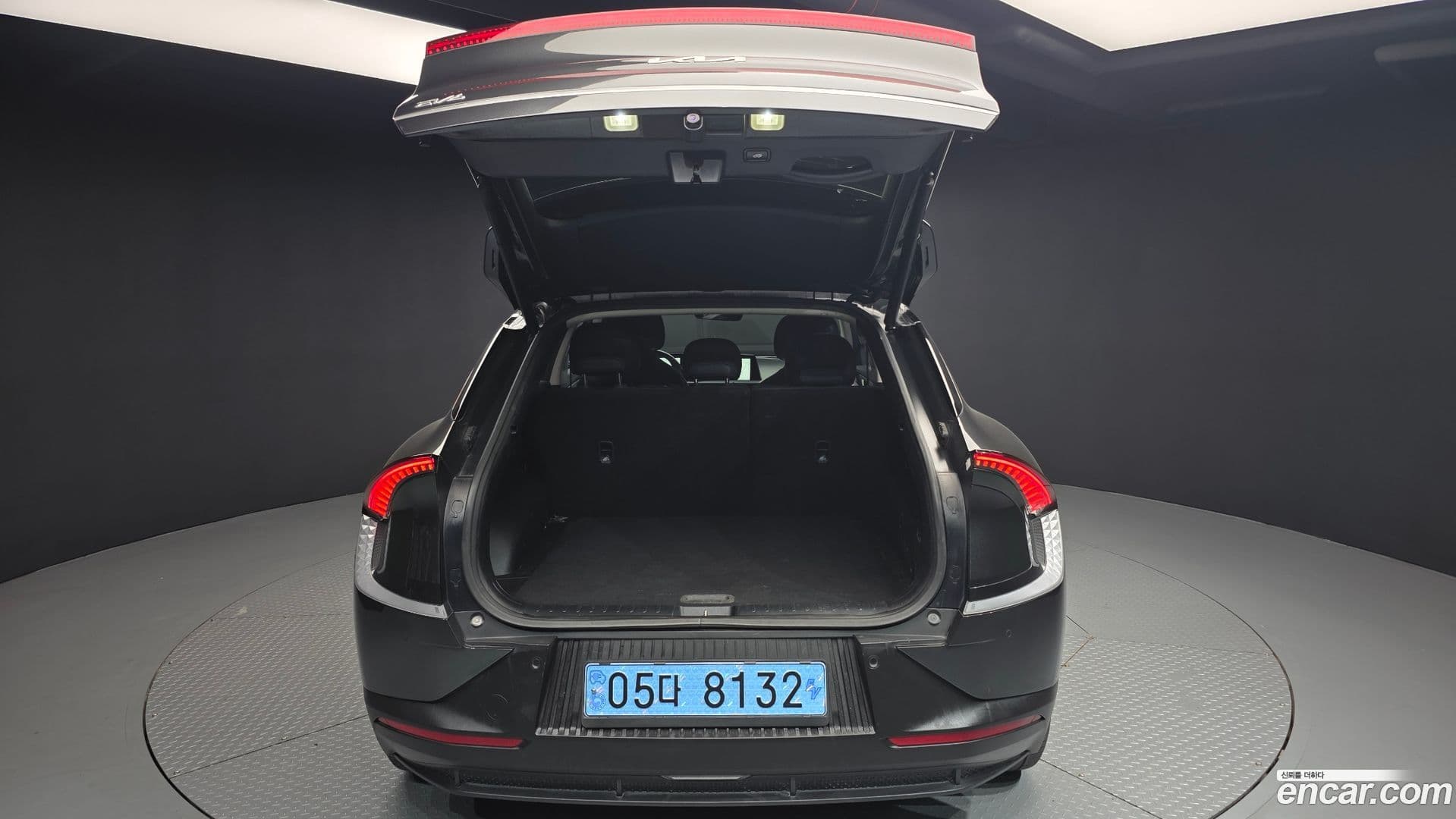 Main__Slider__Photo:EV6 Kia 2022.6-19