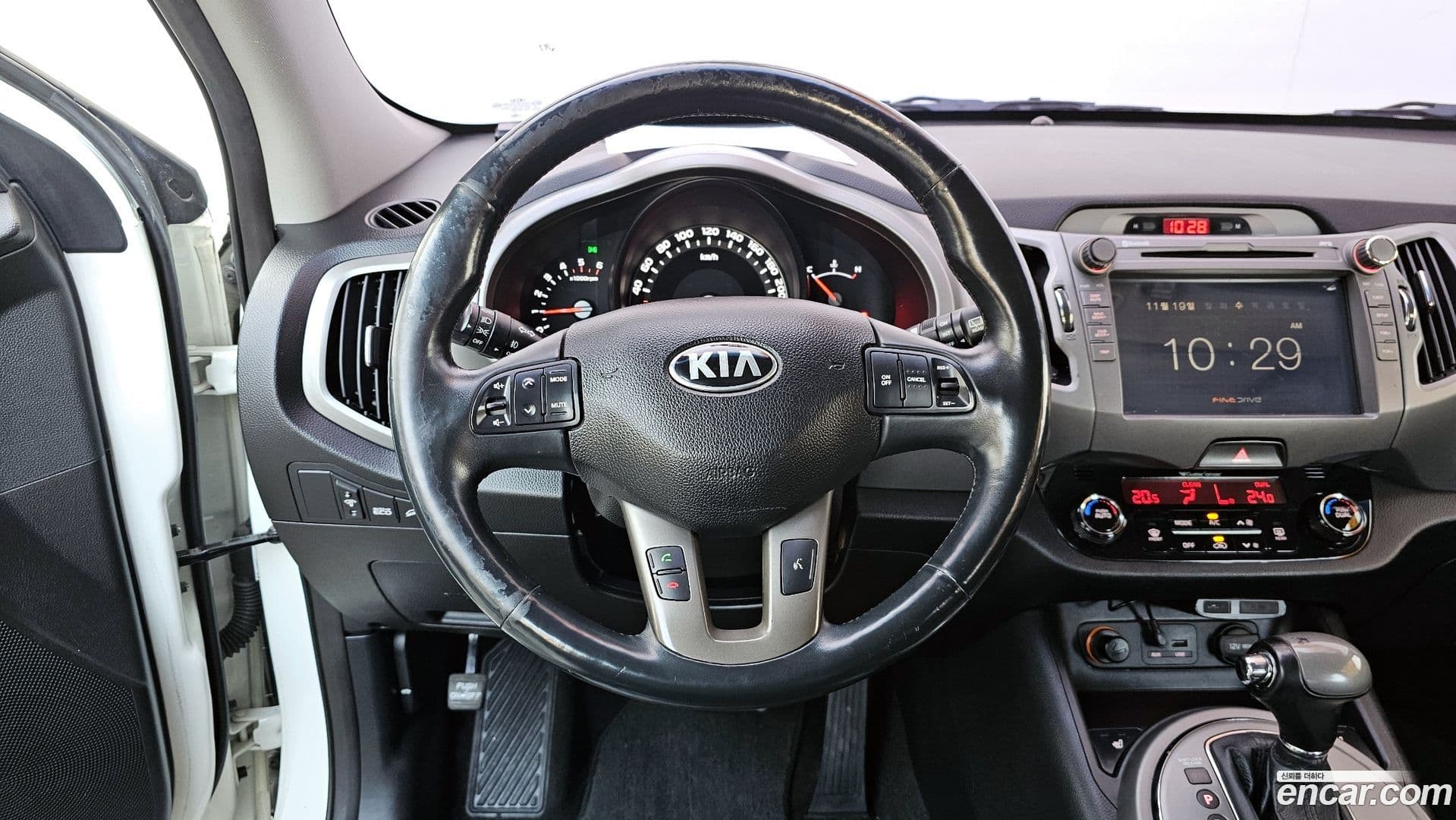 Main__Slider__Photo:Sportage Kia 2014.5-12